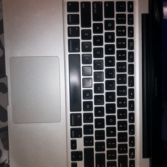 MacBook Pro 13inch Core-i5 2.5 Mid 2012 - Picture 6 of 16